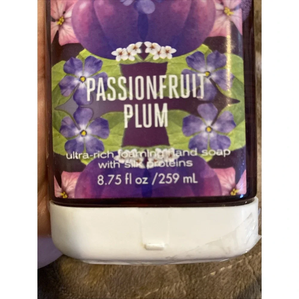*** NEW*** BATH AND BODY WORKS‎ PASSIONFRUIT PLUM SMARTSOAP REFILL 8.75 OZ